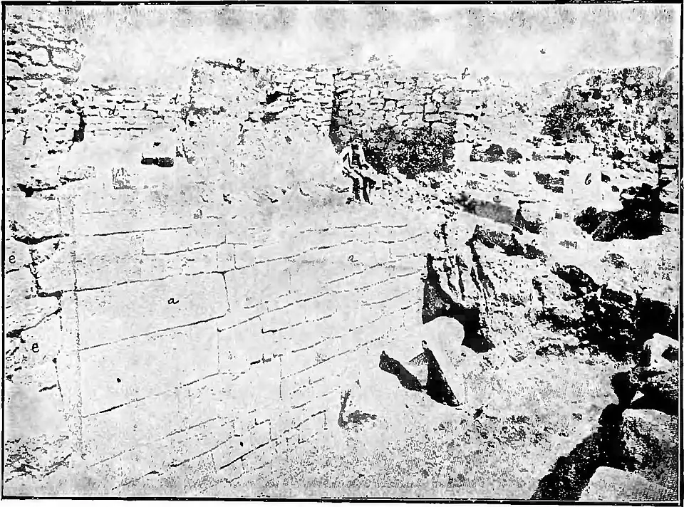 Fig. 29 - Walls of VI E